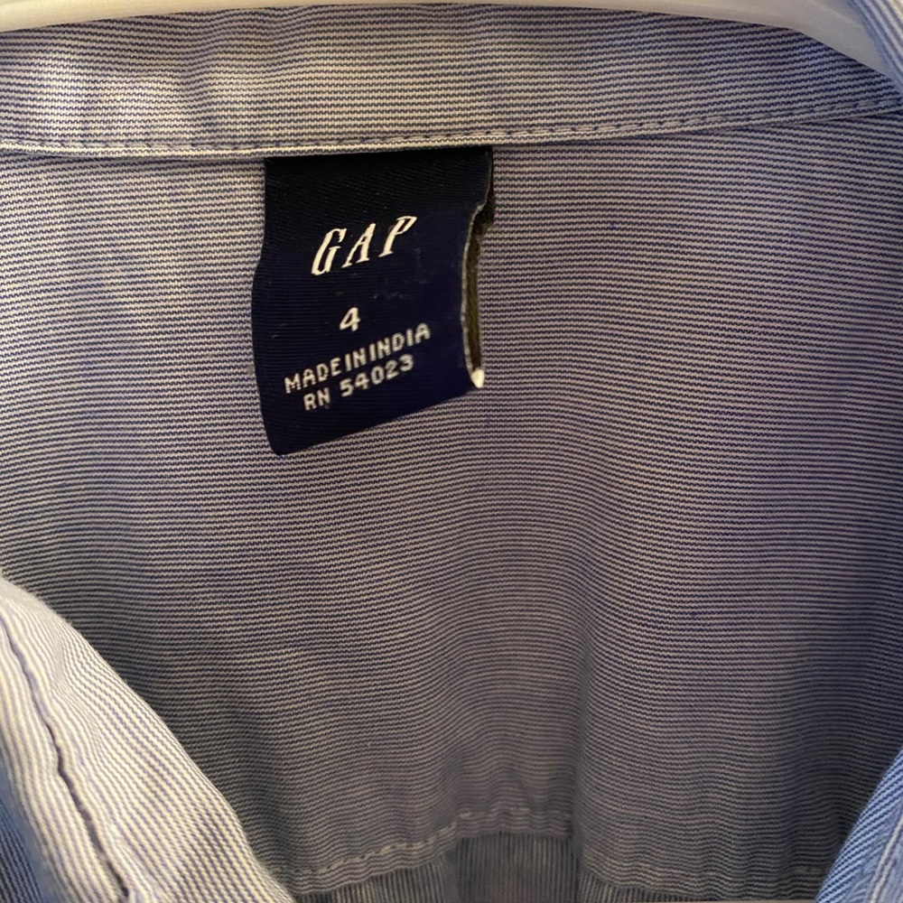 Gap Ruffled Button Down Shirt - Picture 4 of 5